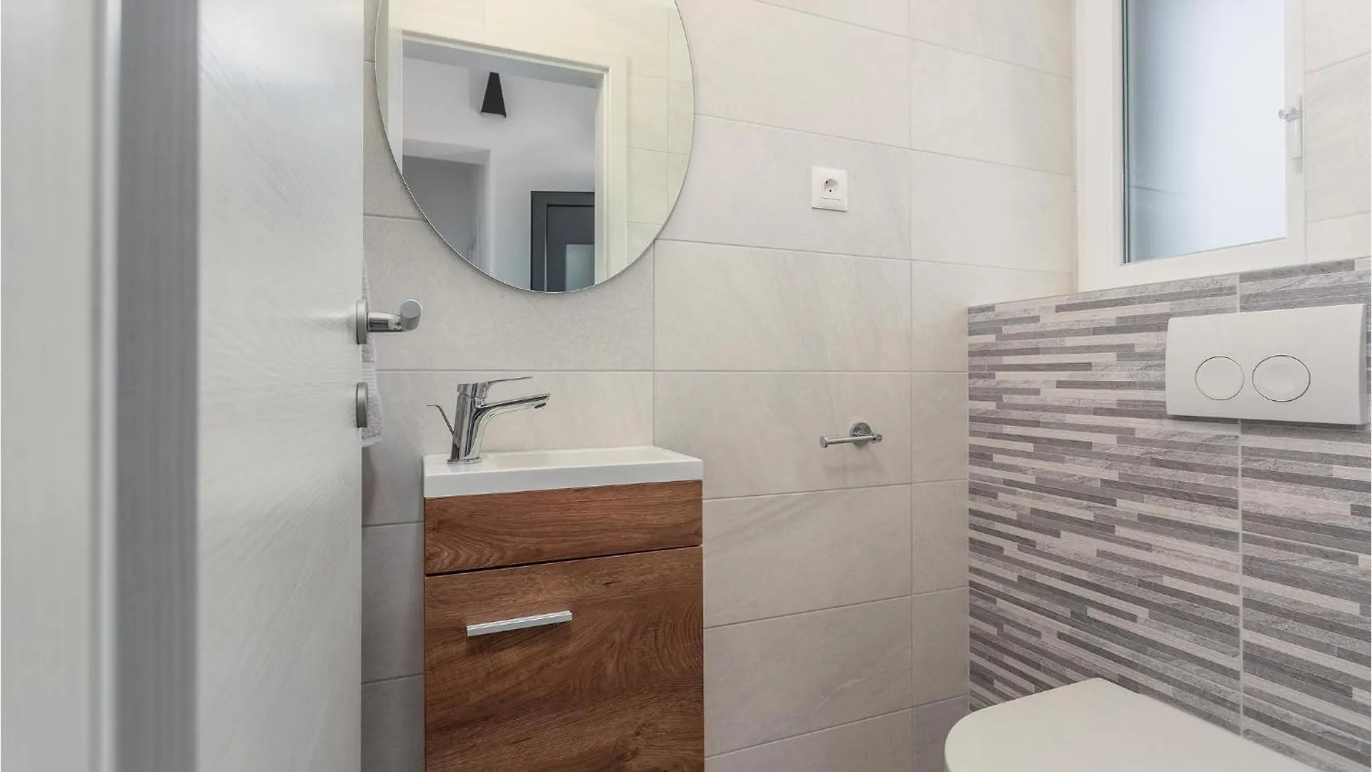 Stunning Apartment In Vrbnik With House Sea View 0*,  Croatia