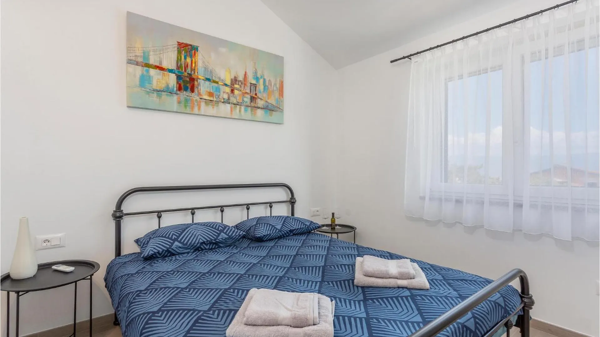 Stunning Apartment In Vrbnik With House Sea View