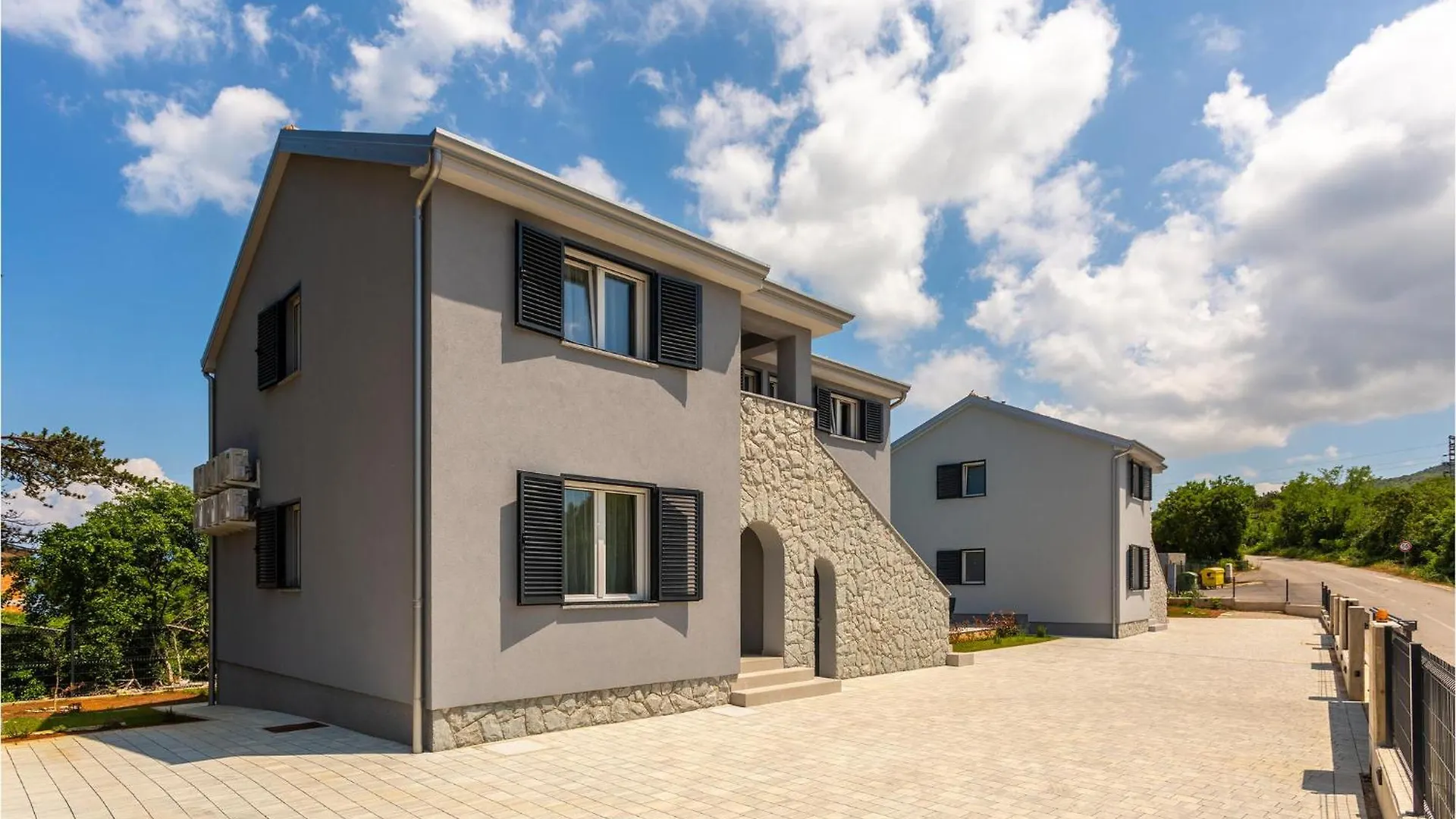Stunning Apartment In Vrbnik With House Sea View 0*,
