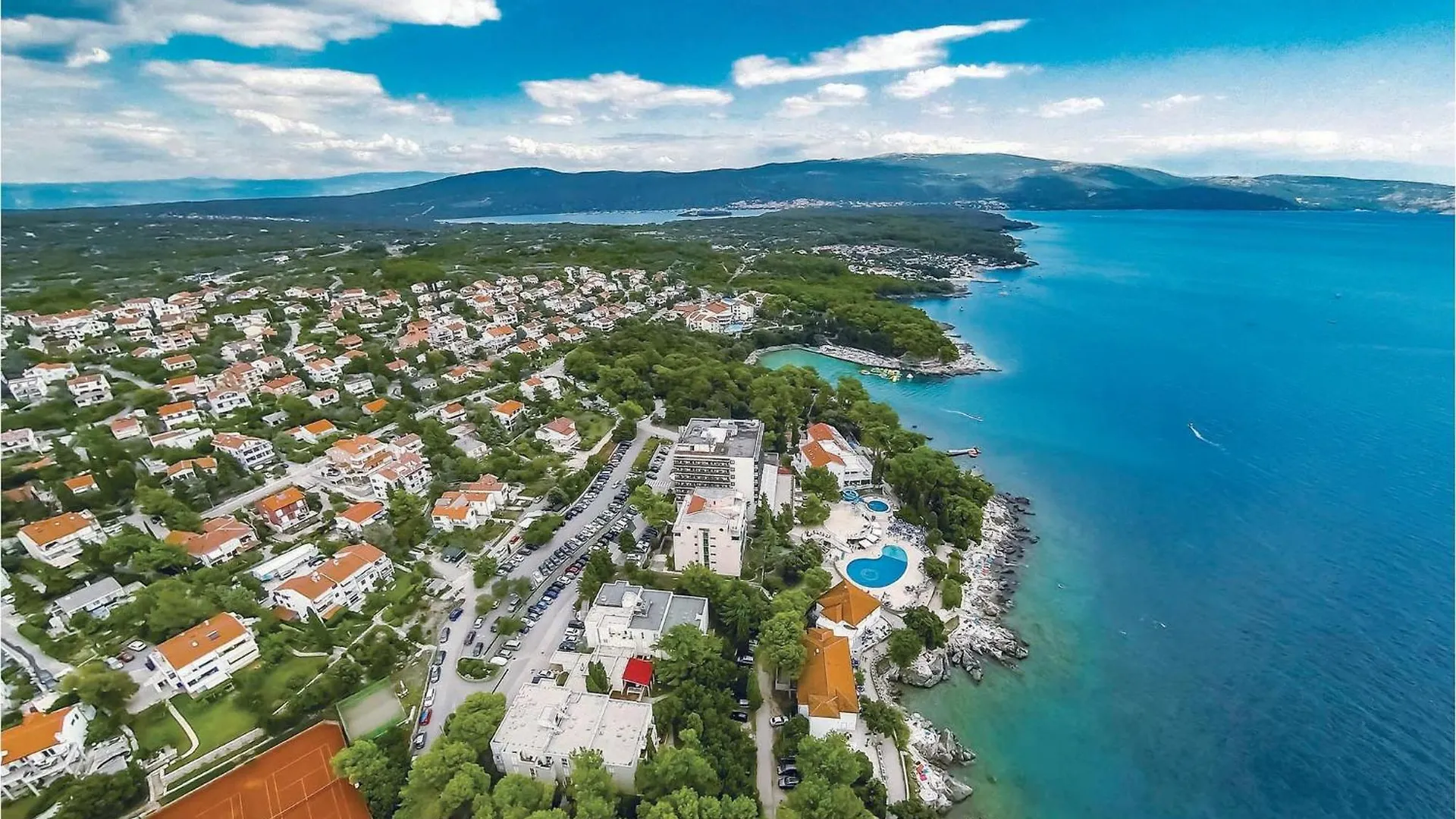 Stunning Apartment In Vrbnik With House Sea View
