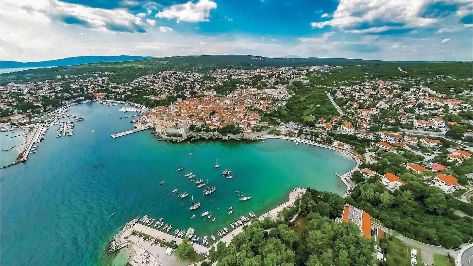 Stunning Apartment In Vrbnik With House Sea View