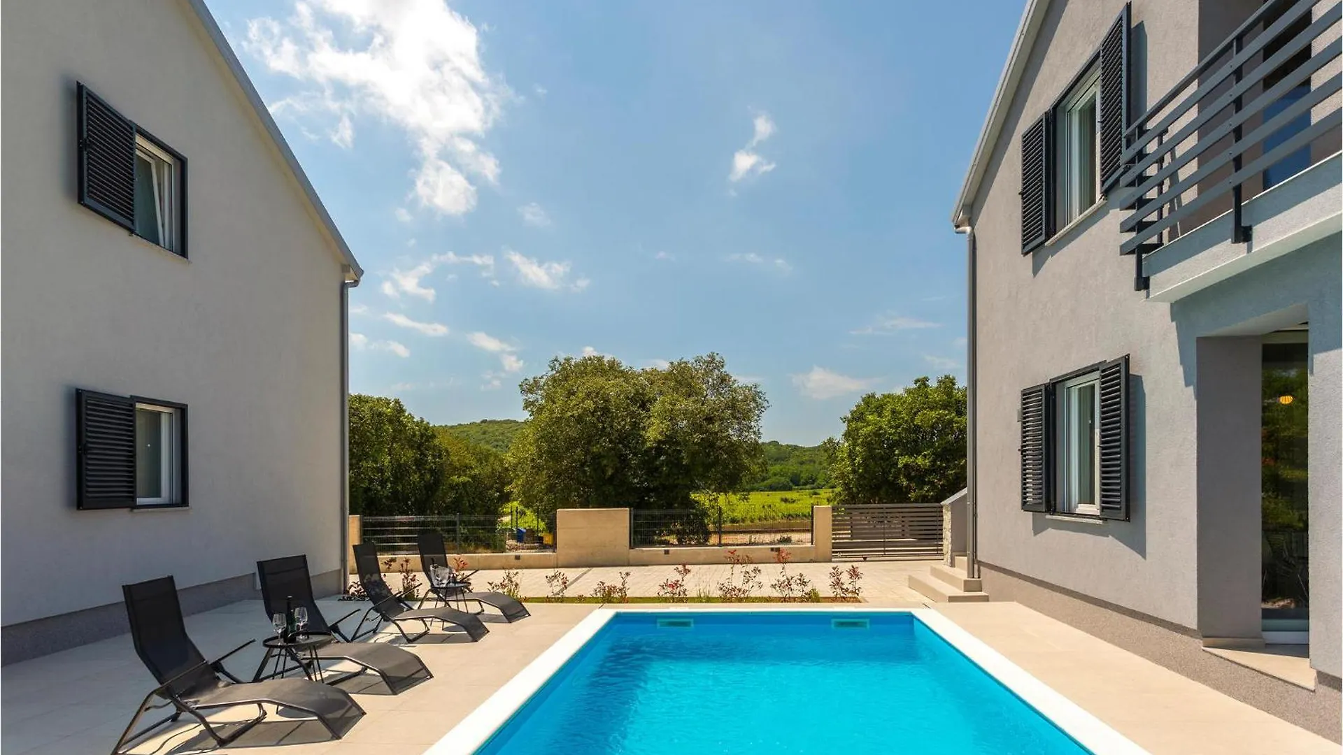 Amazing apartment in Vrbnik with Outdoor swimming pool, WiFi&2 Bedrooms