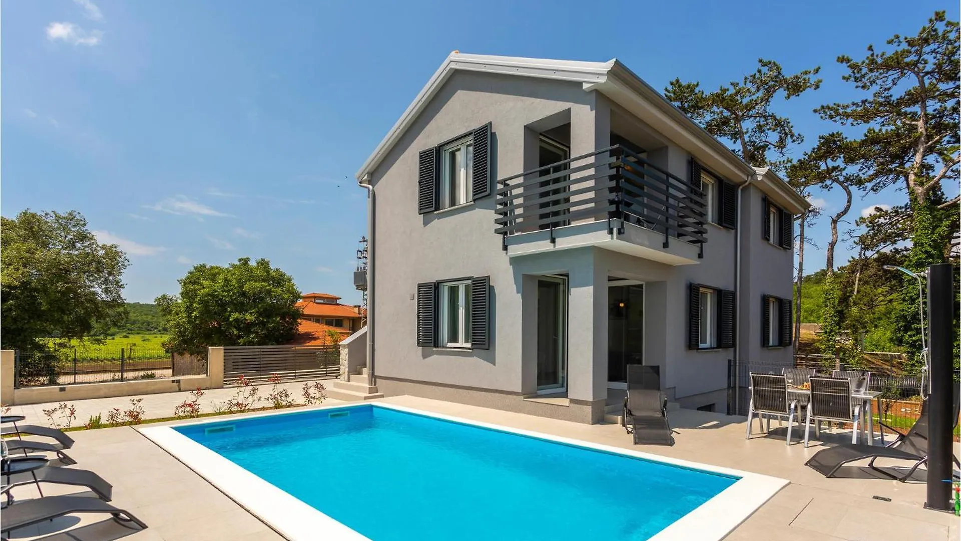 Amazing apartment in Vrbnik with Outdoor swimming pool, WiFi&2 Bedrooms